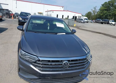 2019 Volkswagen Jetta 1.4T R-Line/1.4T S/1.4T Se z USA, uszkodzony, nr VIN 3VWCB7BU1KM158991